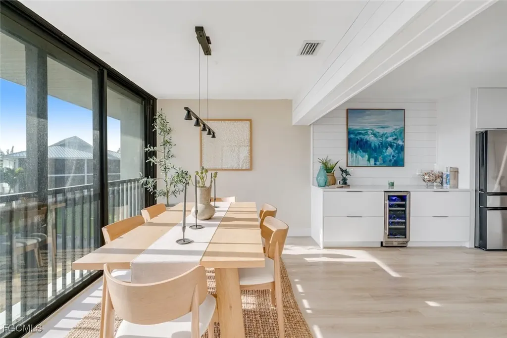 1341 Middle Gulf Drive Sanibel FL 33957