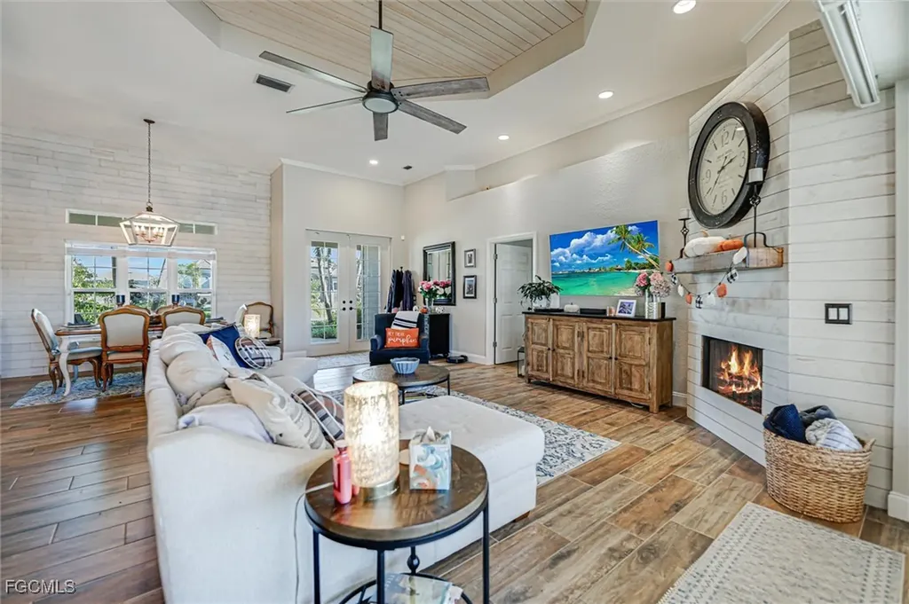 3912 SW 27th Court Cape Coral FL 33914