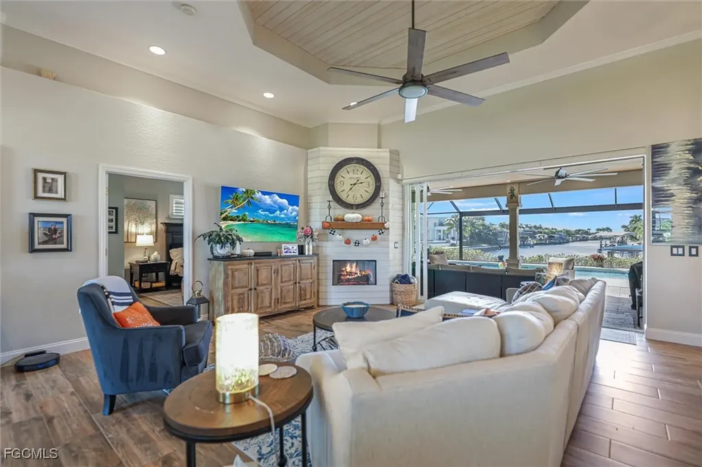 3912 SW 27th Court Cape Coral FL 33914