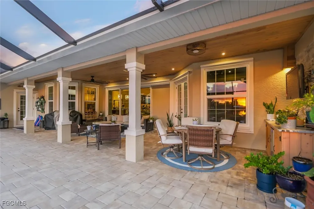 3912 SW 27th Court Cape Coral FL 33914