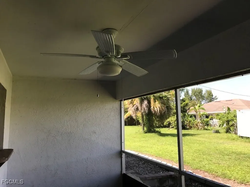 28/30 SE 24th Avenue Cape Coral FL 33990