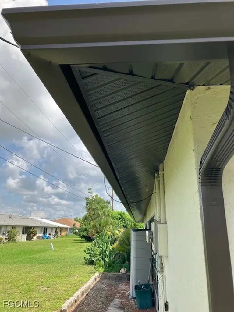 28/30 SE 24th Avenue Cape Coral FL 33990