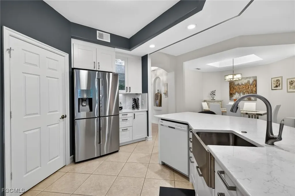 2001 Tarpon Bay Drive N Naples FL 34119