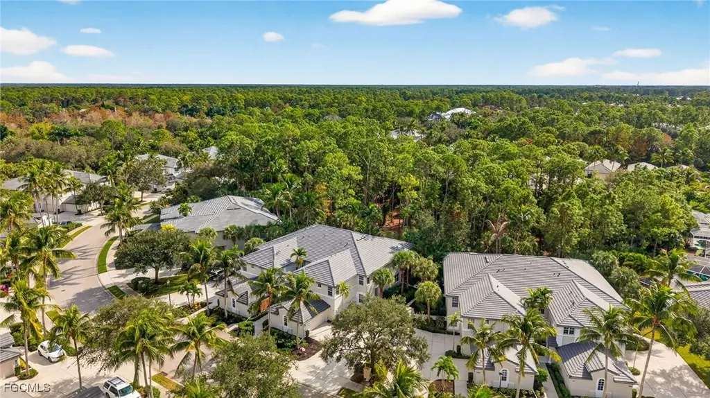 2001 Tarpon Bay Drive N Naples FL 34119