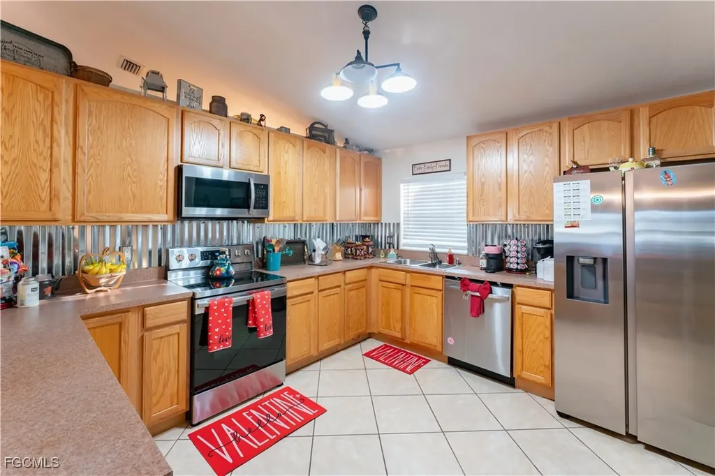 7049 Tide Circle Labelle FL 33935