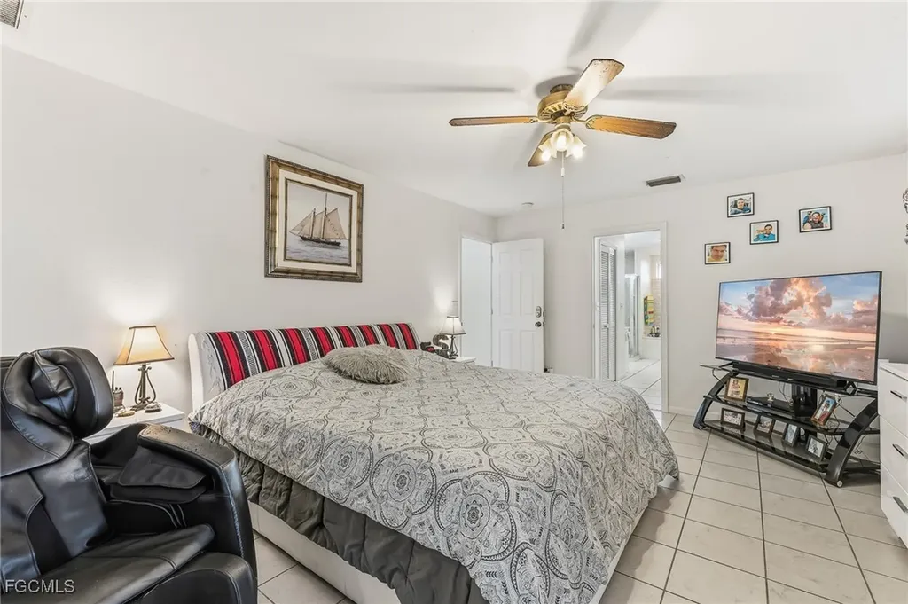 1203 SE 27th Street Cape Coral FL 33904