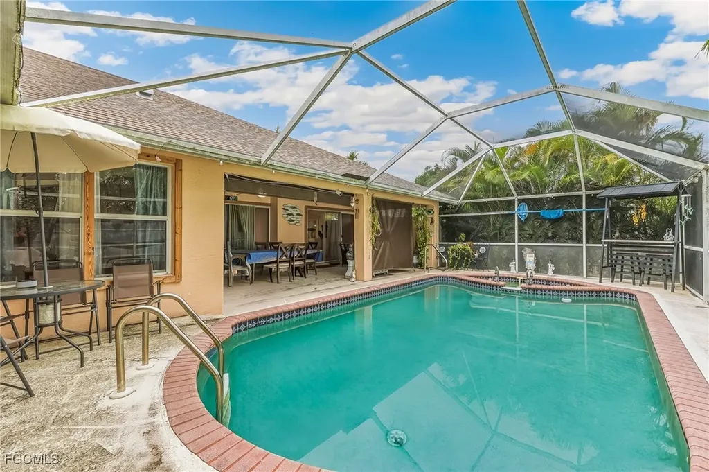 1203 SE 27th Street Cape Coral FL 33904