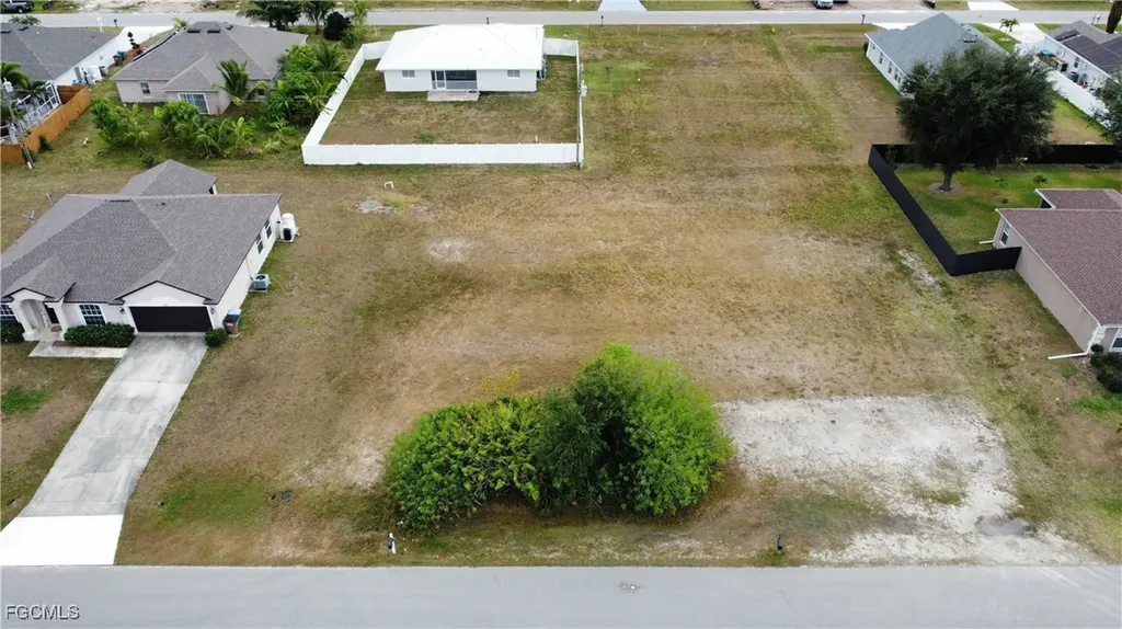 110 NE 11th Lane Cape Coral FL 33909