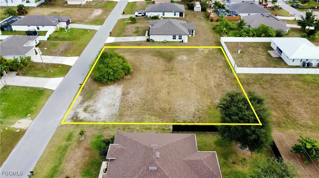 110 NE 11th Lane Cape Coral FL 33909