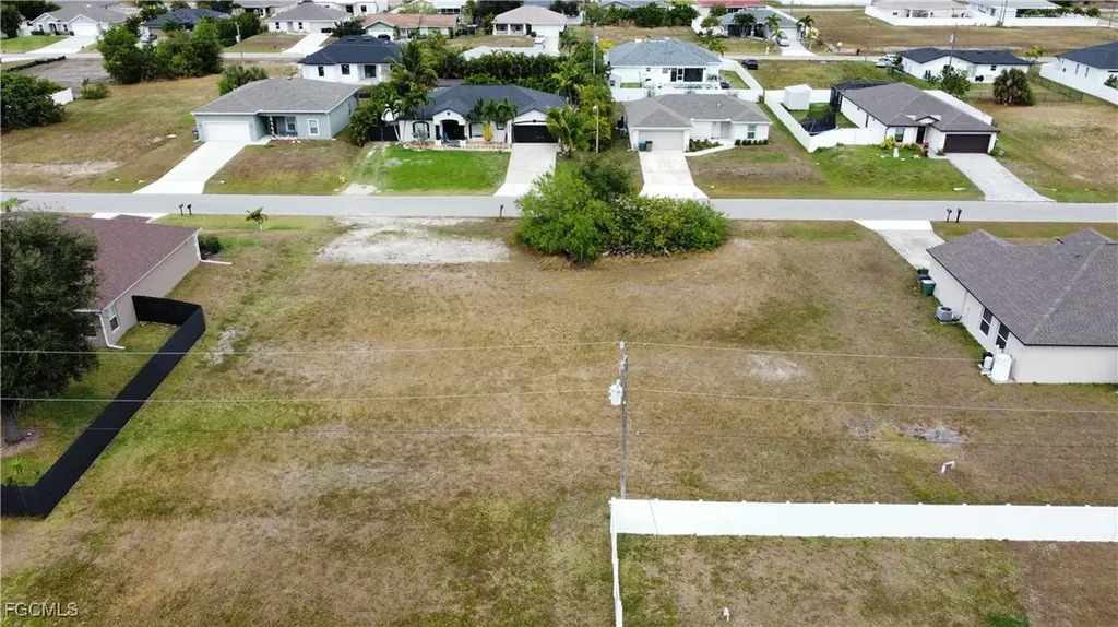 110 NE 11th Lane Cape Coral FL 33909
