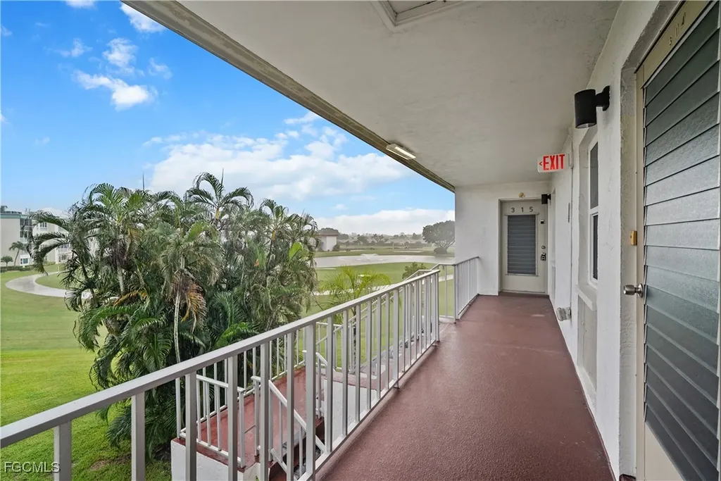 1624 Pine Valley Drive Fort Myers FL 33907