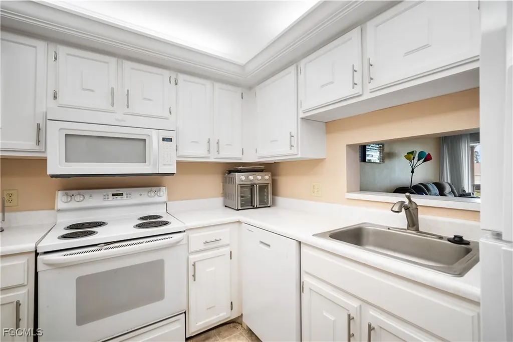 1624 Pine Valley Drive Fort Myers FL 33907