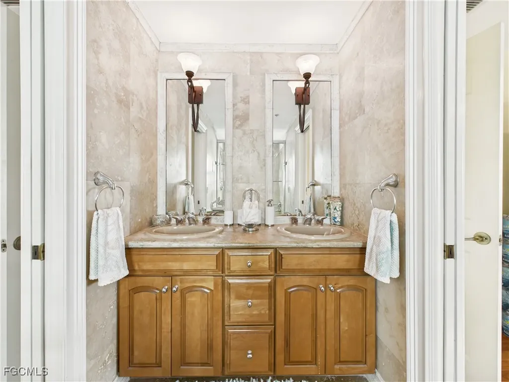 16700 Wisteria Drive Fort Myers FL 33908