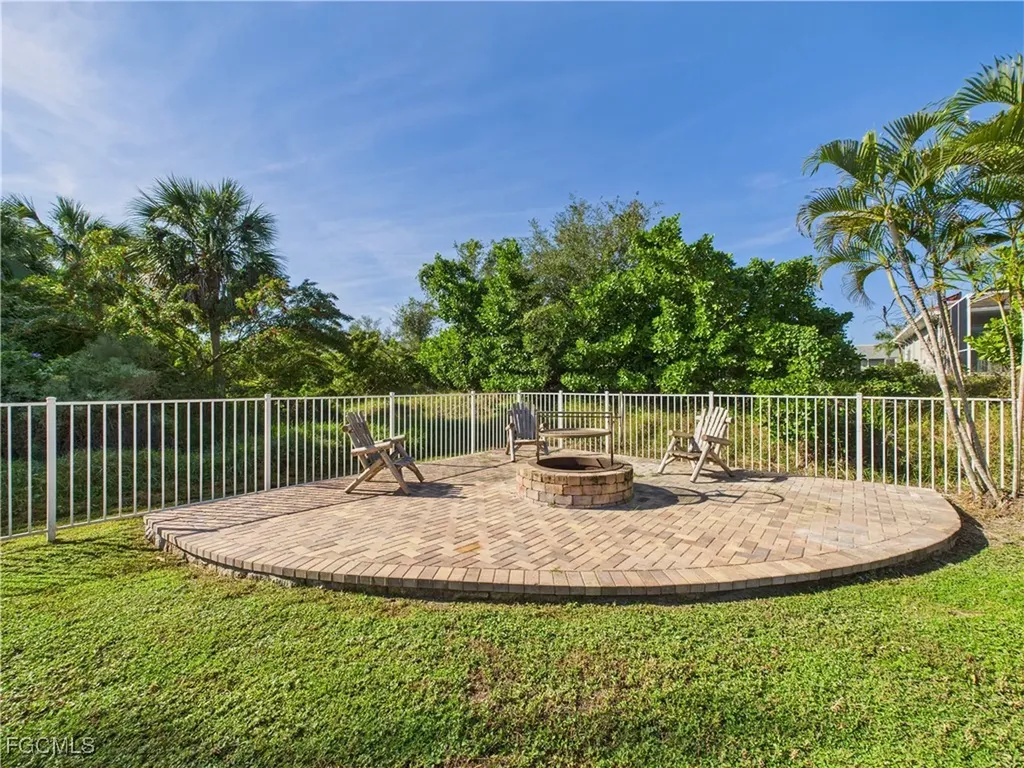 16700 Wisteria Drive Fort Myers FL 33908