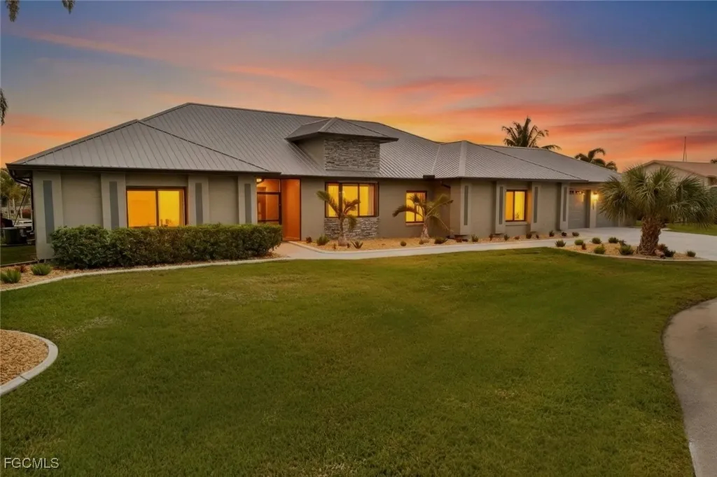 5346 SW 10th Avenue Cape Coral FL 33914