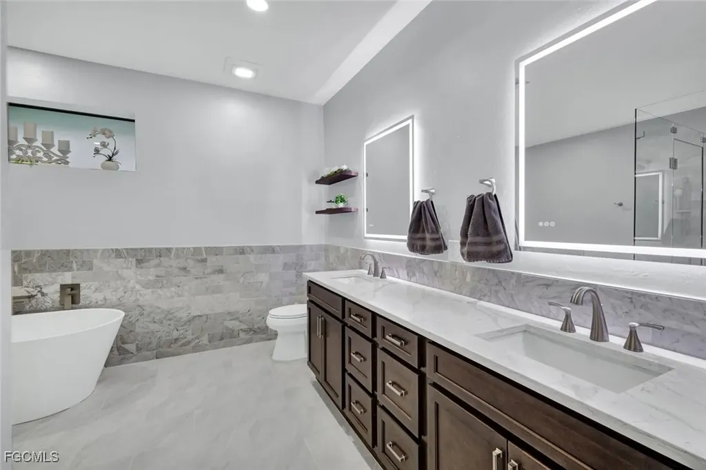5346 SW 10th Avenue Cape Coral FL 33914