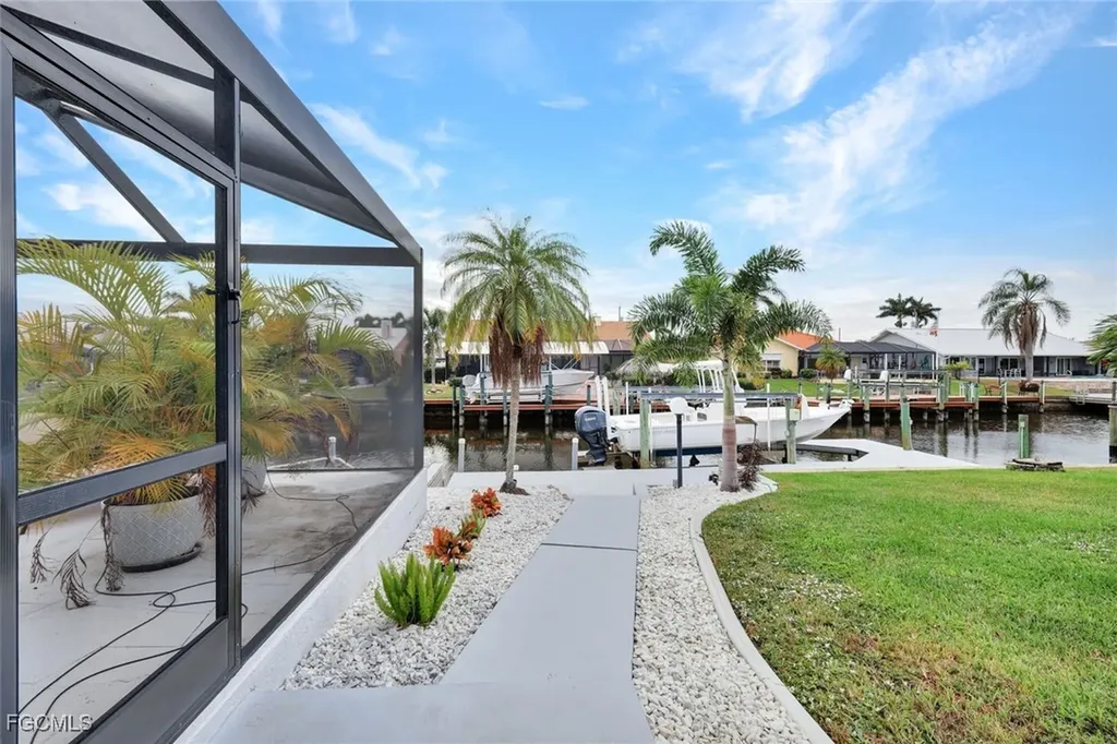 5346 SW 10th Avenue Cape Coral FL 33914