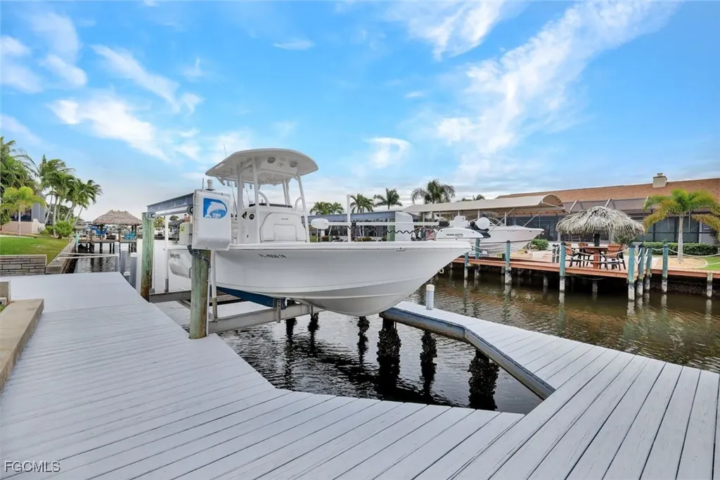 5346 SW 10th Avenue Cape Coral FL 33914