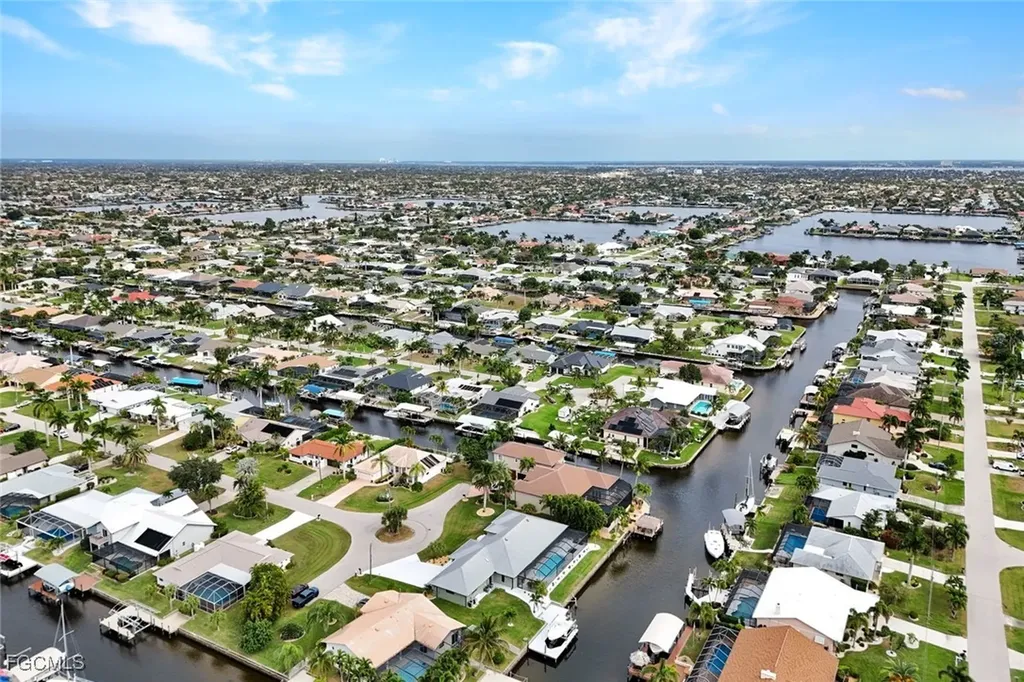 5346 SW 10th Avenue Cape Coral FL 33914