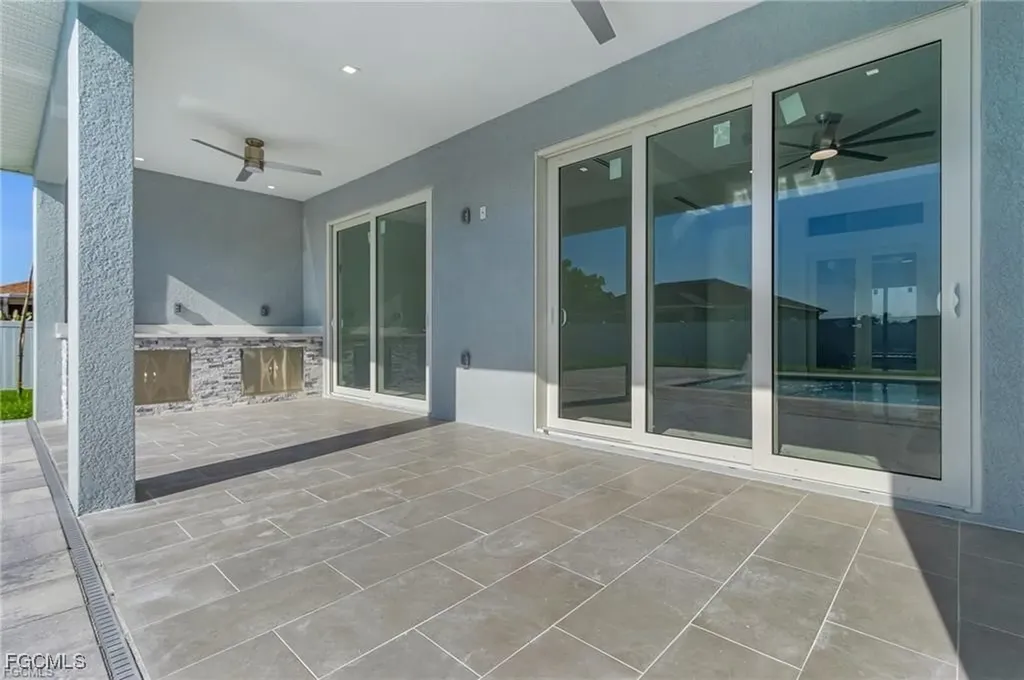 1715 NE 2nd Place Cape Coral FL 33909
