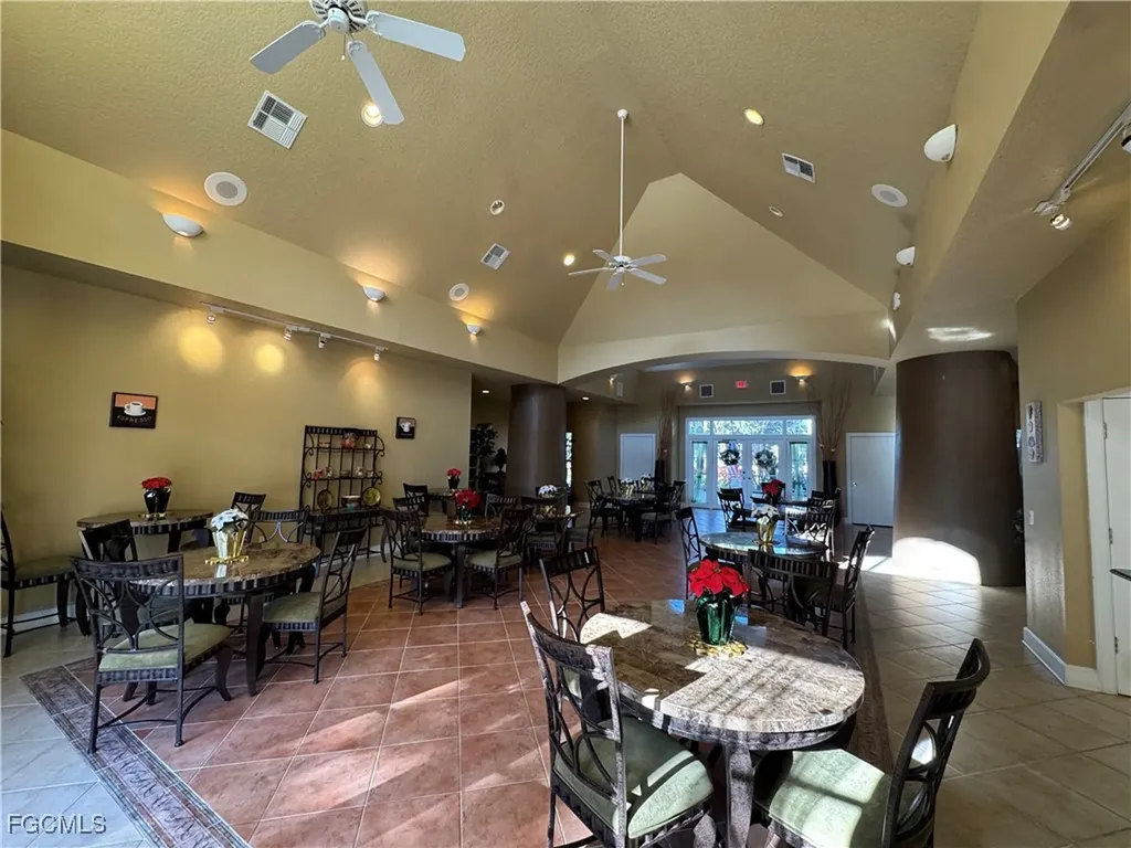 11500 Villa Grand Fort Myers FL 33913