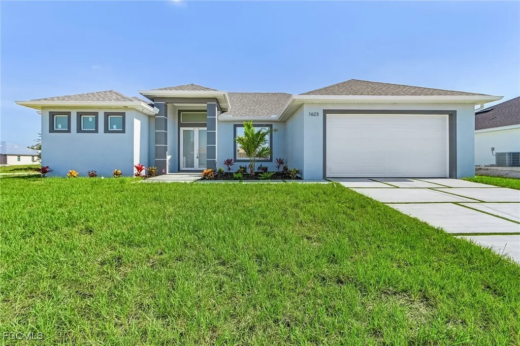 1623 NW 2nd Street Cape Coral FL 33993