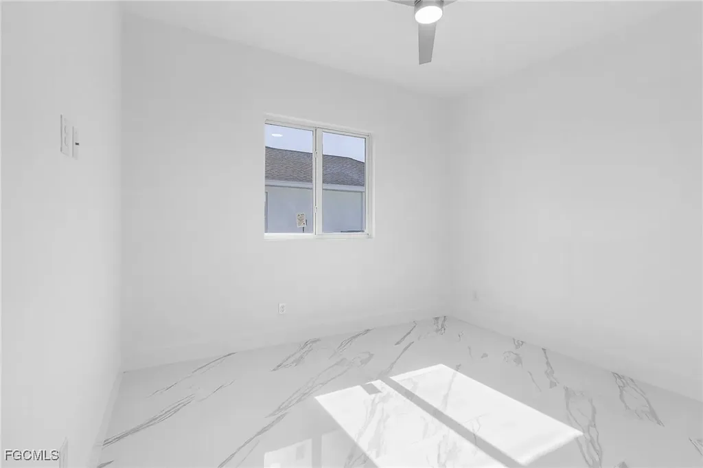 1623 NW 2nd Street Cape Coral FL 33993