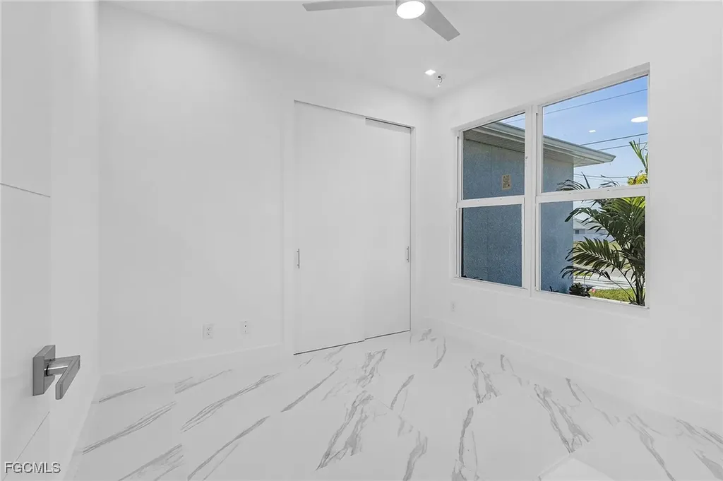 1623 NW 2nd Street Cape Coral FL 33993