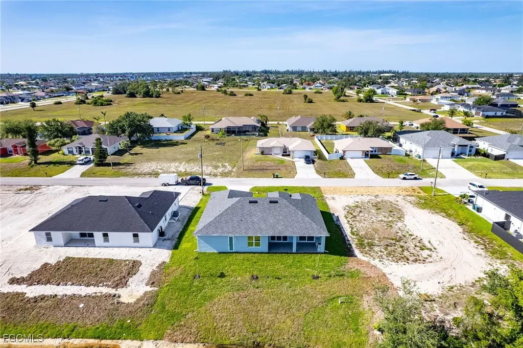 1623 NW 2nd Street Cape Coral FL 33993