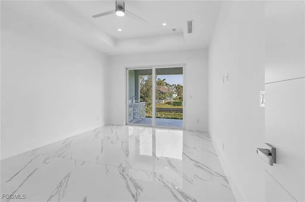 1623 NW 2nd Street Cape Coral FL 33993