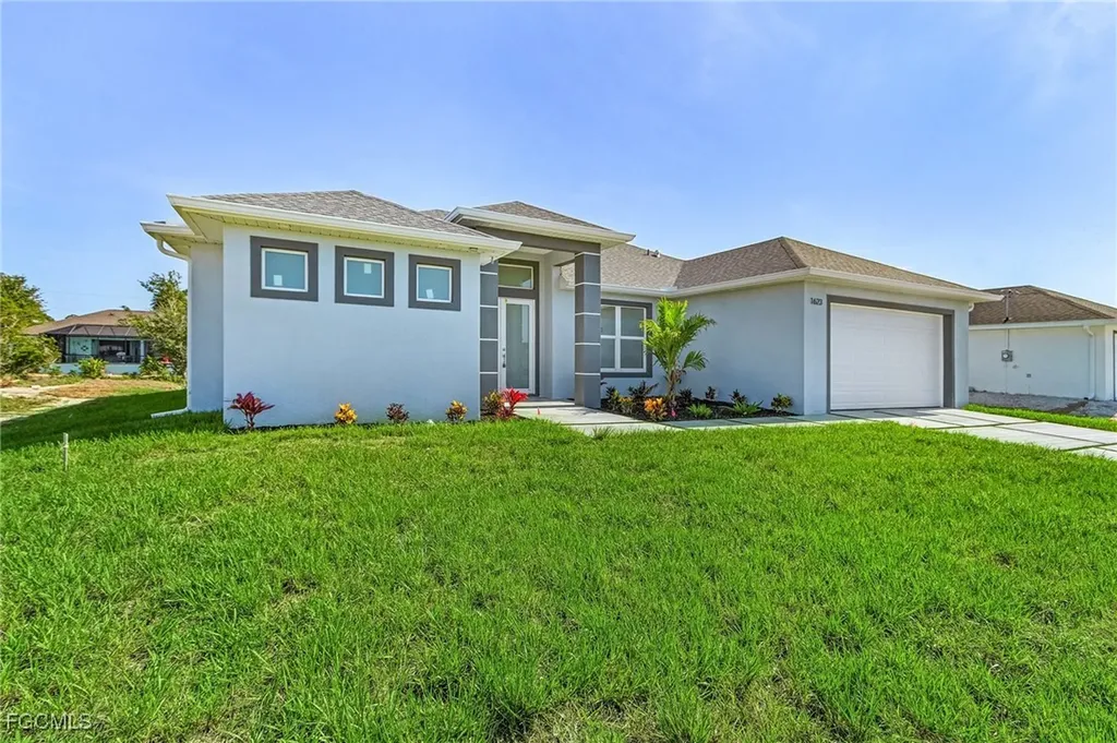 1623 NW 2nd Street Cape Coral FL 33993