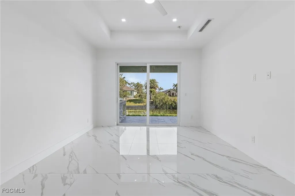 1623 NW 2nd Street Cape Coral FL 33993