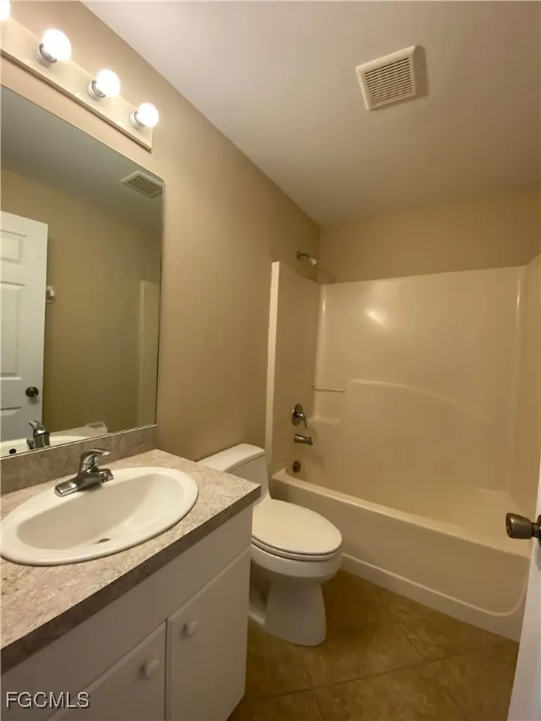 1127 Gilbert Avenue S Lehigh Acres FL 33973