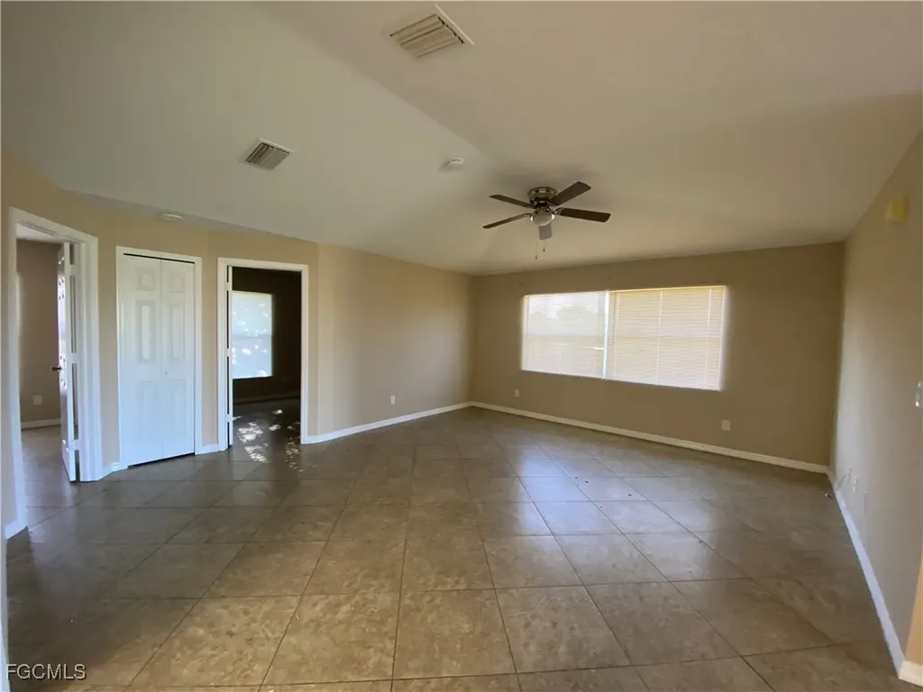 1127 Gilbert Avenue S Lehigh Acres FL 33973