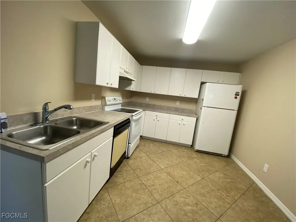 1127 Gilbert Avenue S Lehigh Acres FL 33973