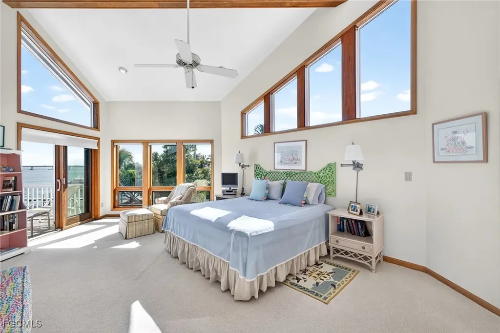 1157 Bird Lane Sanibel FL 33957