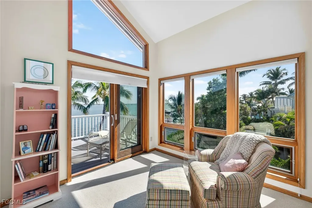 1157 Bird Lane Sanibel FL 33957