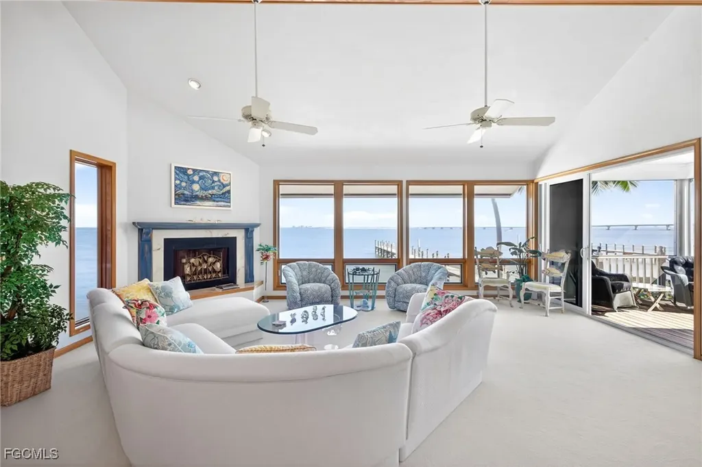 1157 Bird Lane Sanibel FL 33957