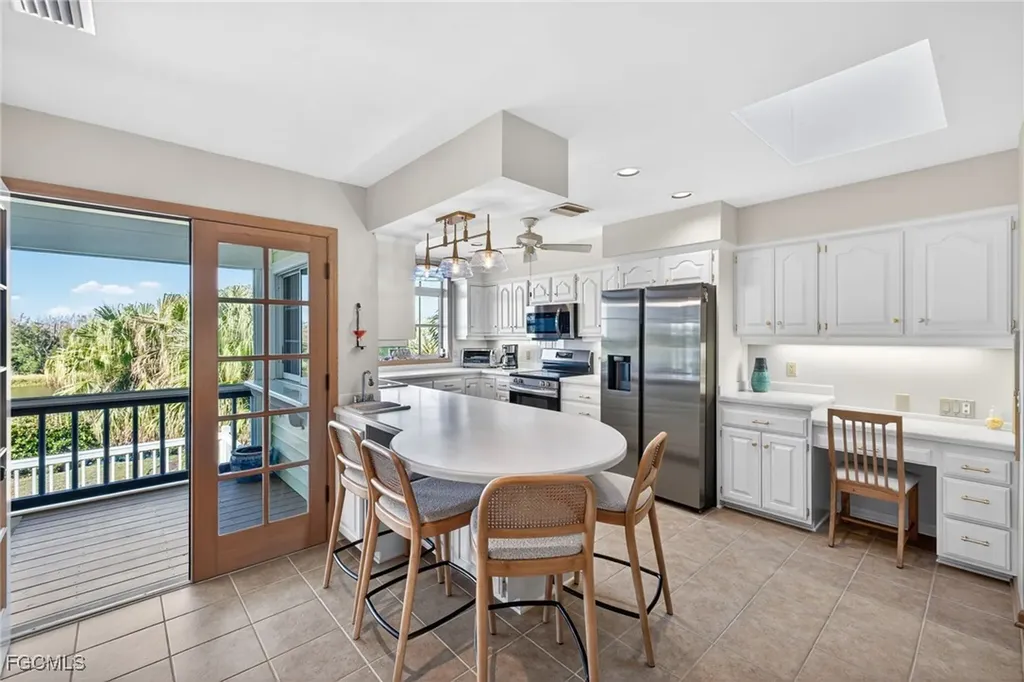 1422 Sanderling Circle Sanibel FL 33957