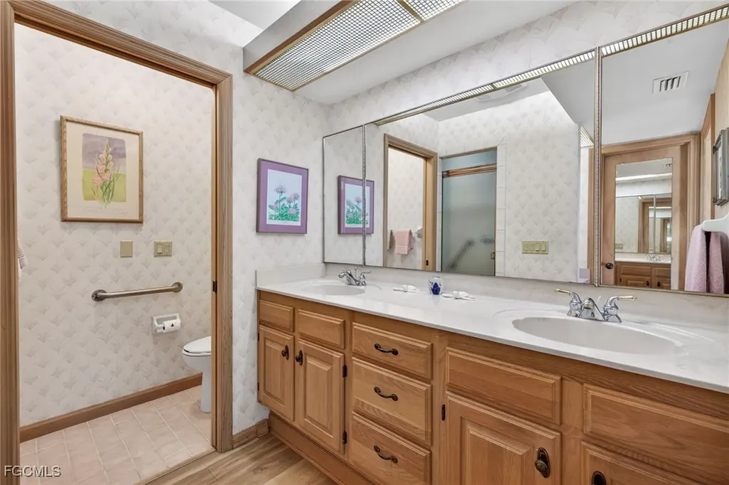 1422 Sanderling Circle Sanibel FL 33957