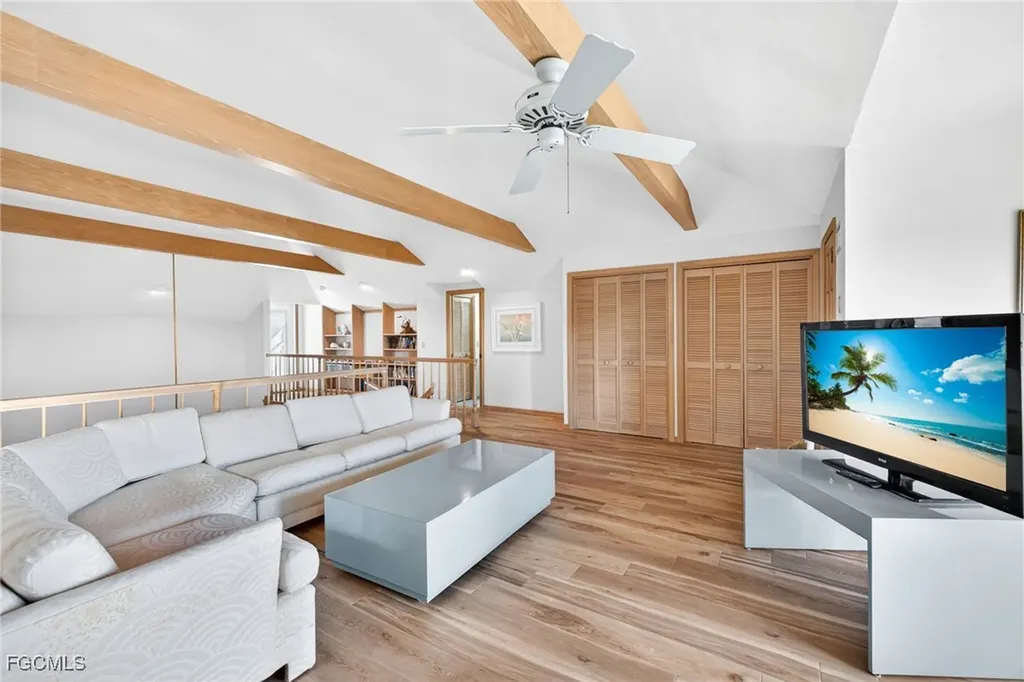 1422 Sanderling Circle Sanibel FL 33957