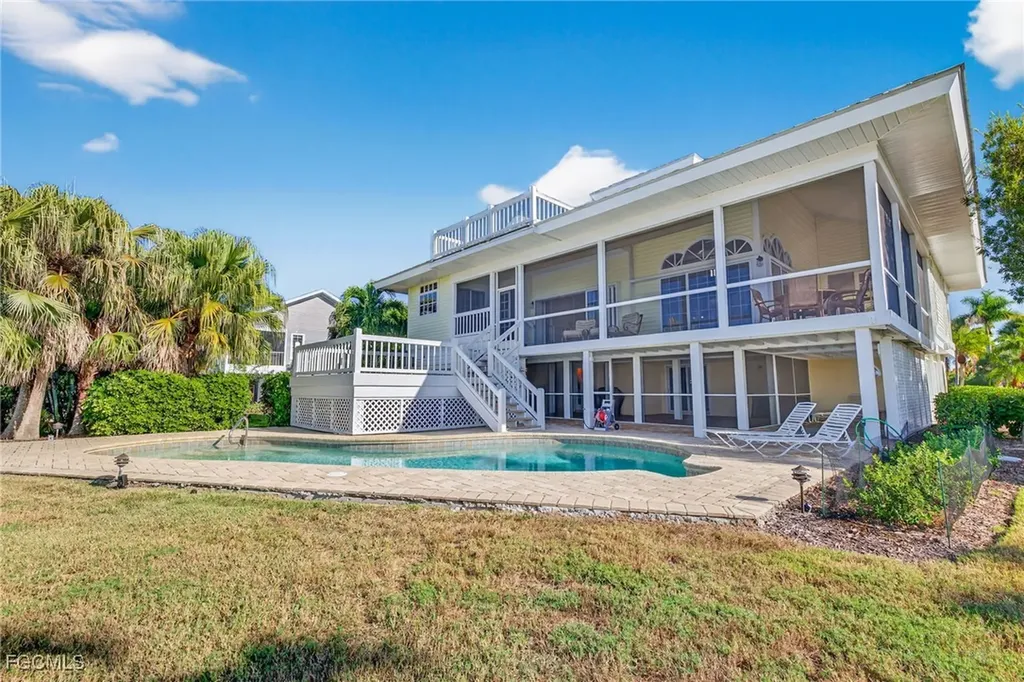 1422 Sanderling Circle Sanibel FL 33957