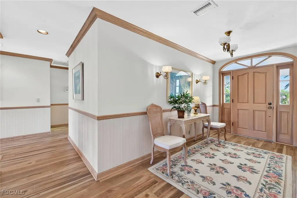 1422 Sanderling Circle Sanibel FL 33957