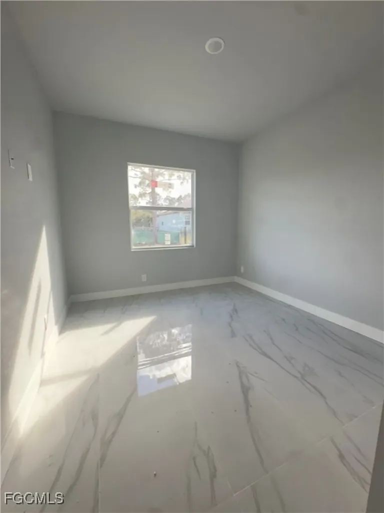 748 Chestnut Street E Lehigh Acres FL 33974