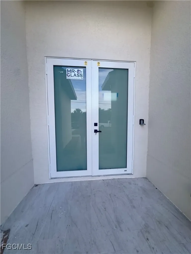 748 Chestnut Street E Lehigh Acres FL 33974