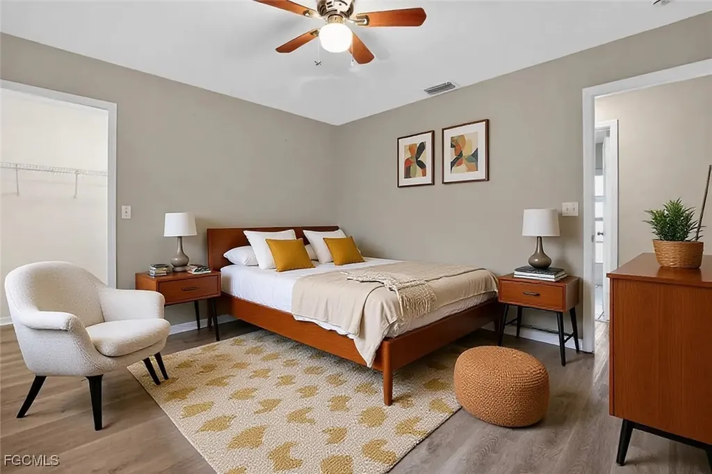 3902 SE 2nd Place Cape Coral FL 33904