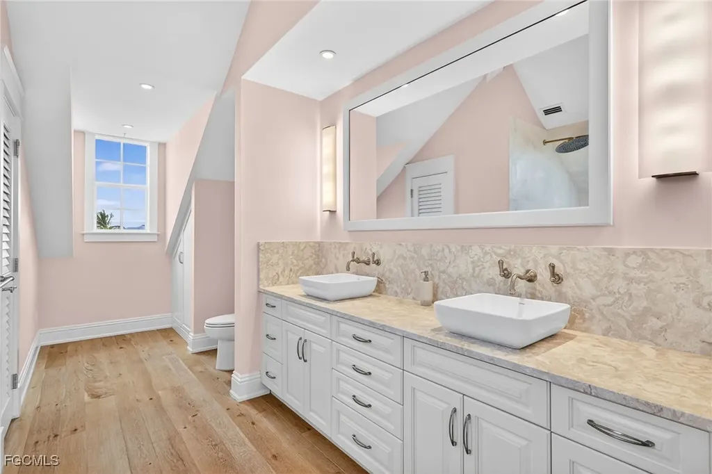 1480 Angel Drive Sanibel FL 33957