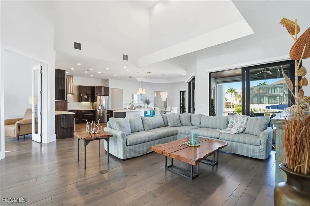427 Willet Avenue Naples FL 34108