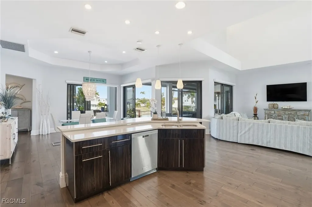 427 Willet Avenue Naples FL 34108
