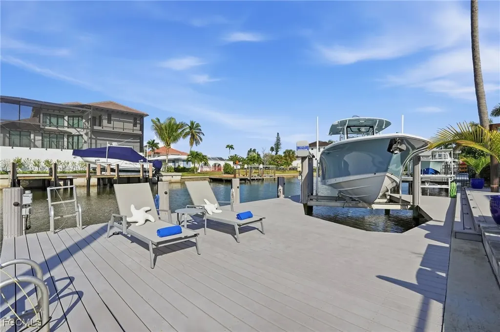427 Willet Avenue Naples FL 34108